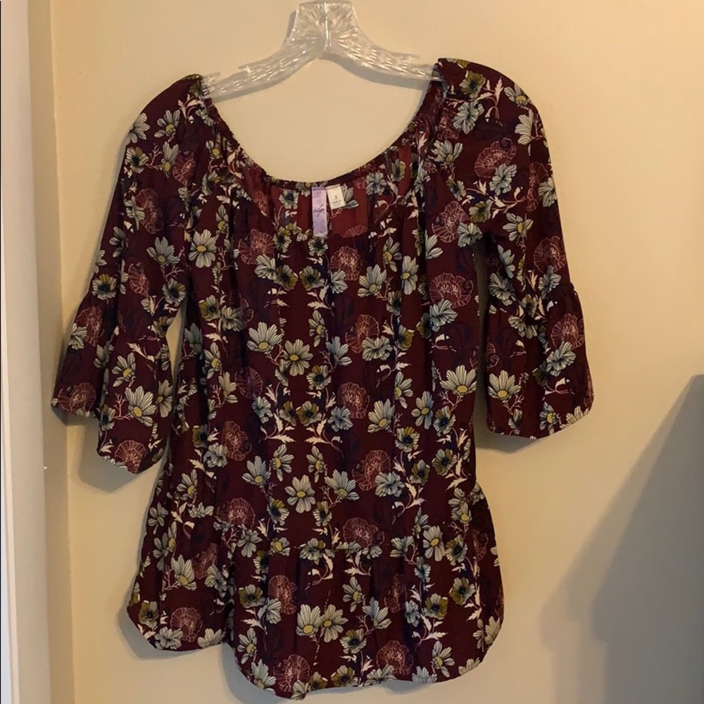 Alya brand. Size Small. Never worn, but no tags.